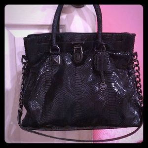 Michael Kors suede snake skin pocket book